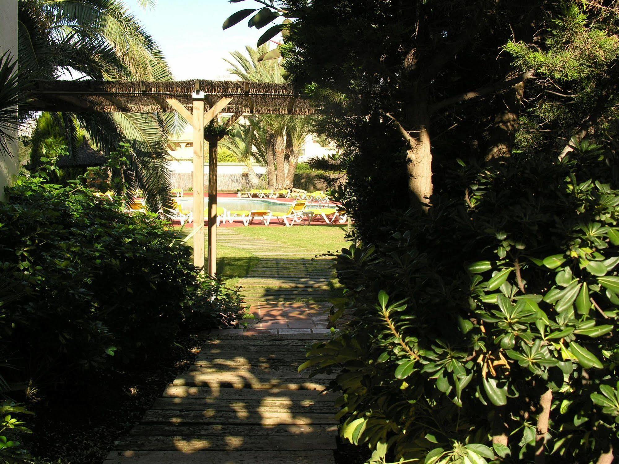 Aparthotel Villas La Manga Exterior photo